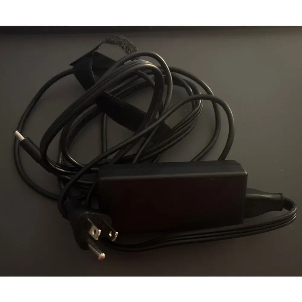 DELL AC Adapter Model LA65NS2-01